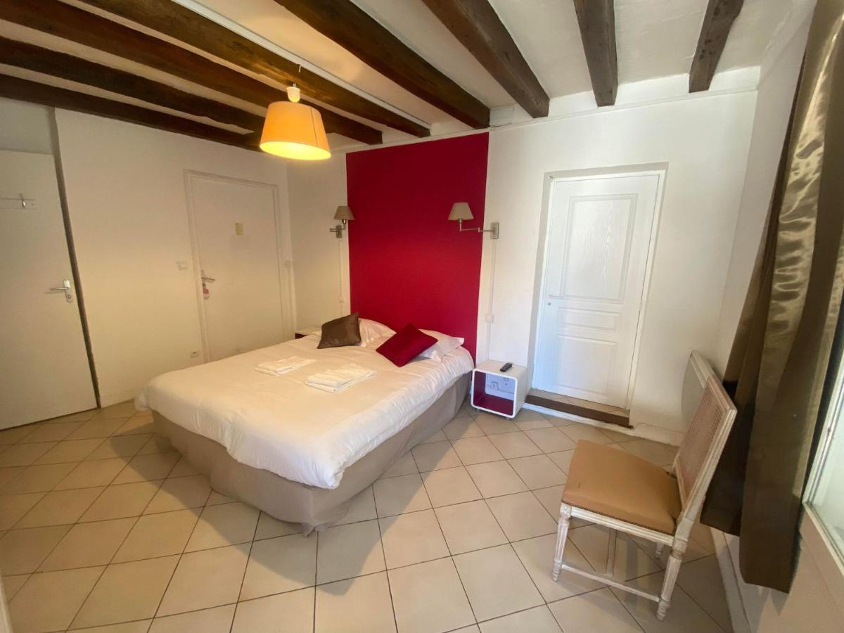 Appartement De Groupe Au Centre D'azay Le Rideau